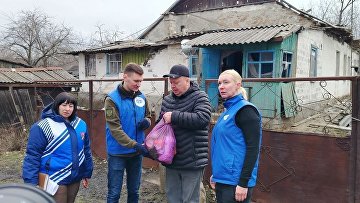 Москалькова передала гуманитарную помощь пострадавшим от обстрелов в ЛНР