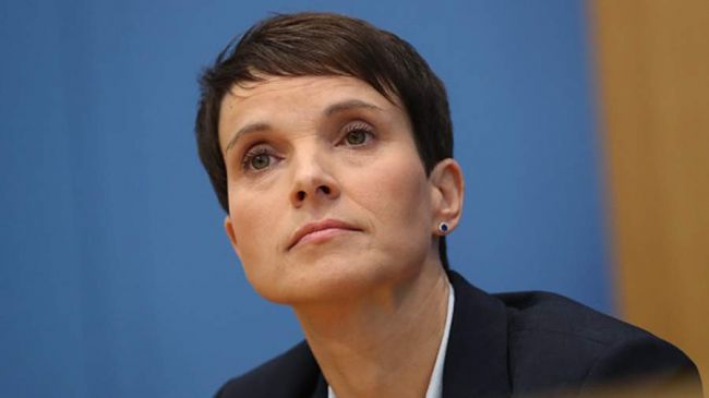 Экс-лидер АдГ намерена создать новую партию