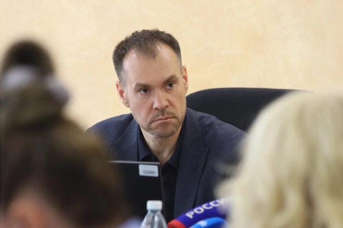 Спикер ЗС Вологодчины Сергей Жестянников рассказал о модернизации детских площадок в Вологде и Череповце