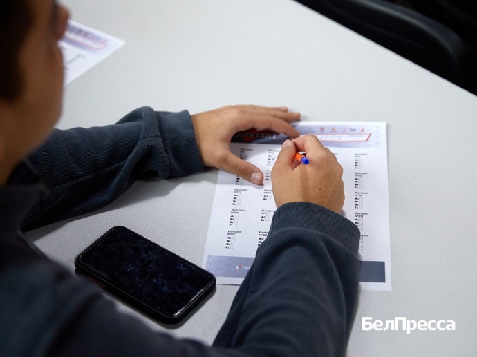 Белгородцы присоединились к военно-патриотическому диктанту – 2025