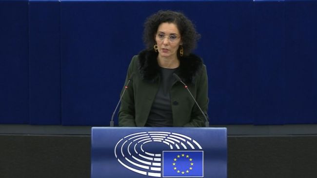 Брюссель готовится к войне: комиссар Хаджа Лахбиб презентовала чрезвычайную стратегию
