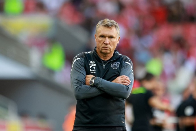 Талалаева пытаются устроить на работу не только в "Спартак", но и в "Динамо" Талалаева пытаются устроить на работу не только в "Спартак", но и в "Динамо"