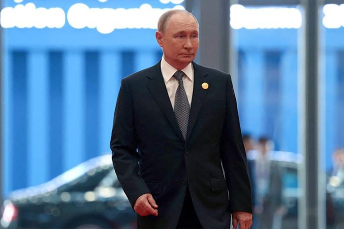 Путин пошутил над своим пресс-секретарем Песковым