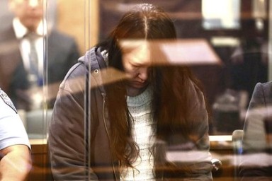 Семья купила на аукционе складское помещение и нашла внутри останки двух детей