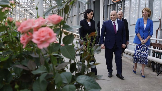 Михаил Мишустин посетил ООО «Тепличный комплекс – Подосинки» в подмосковном Дмитрове