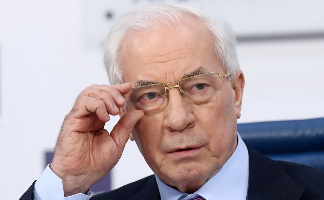 Никто из-за Украины не будет менять Устав ЕС, она там никому не нужна — Азаров