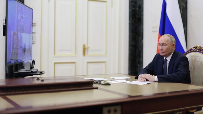 Путин поручил создать группу для сохранения объектов культурного наследия