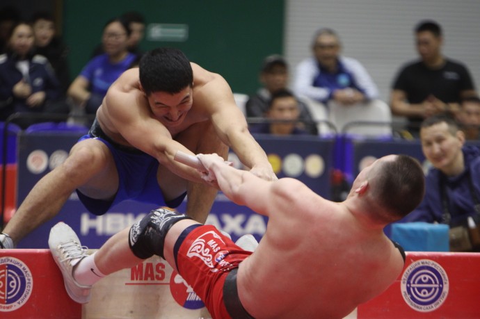 Якутские спортсмены выступят на VII чемпионате мира по мас-рестлингу в Монголии