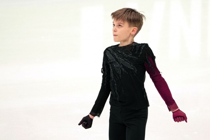 Фигурист Лазарев выиграл финал юниорского Гран-при России