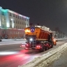 В Курске ночью на уборку снега вывели 67 единиц спецтехники