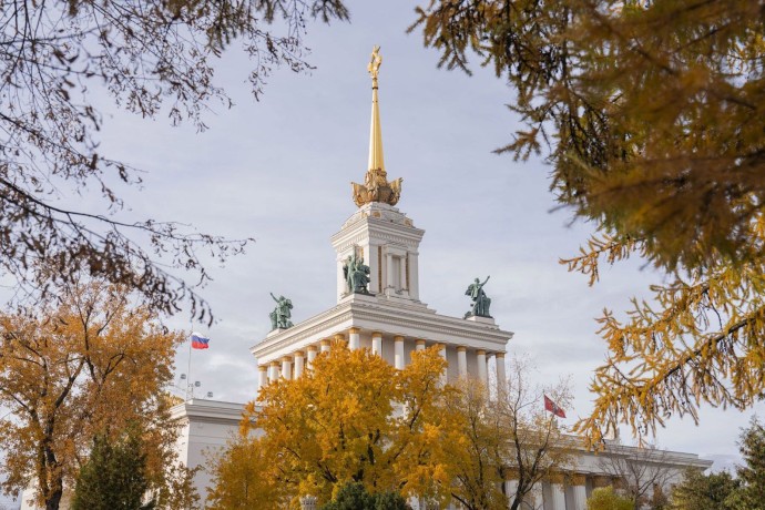 Более 7,5 миллиона человек посетили музейные площадки ВДНХ с начала года Более 7,5 миллиона человек посетили музейные площадки ВДНХ с начала года