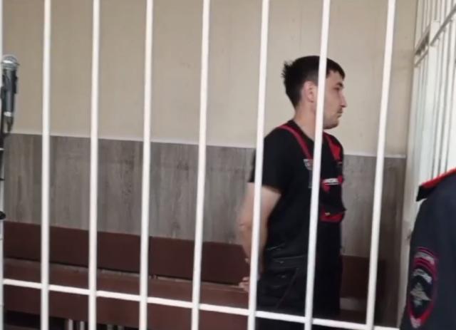 Напавший на полицейских в Краснодаре житель Башкирии может избежать тюрьмы Напавший на полицейских в Краснодаре житель Башкирии может избежать тюрьмы