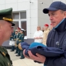 Губернатор передал в школу Курильска личные вещи Героя России Эдуарда Норполова...