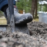 У 40-летней жительницы Мытищ разрушился позвонок после работ в огороде
