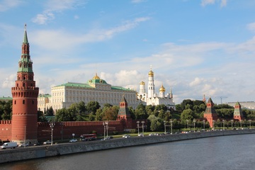 Россияне массово прощаются с Лениным