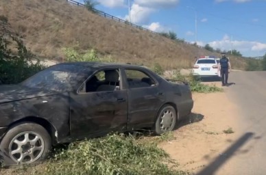 В Улан-Удэ водитель переехал насмерть лежащего в кустах мужчину и сбежал