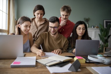 В России каждый второй студент работает во время учёбы