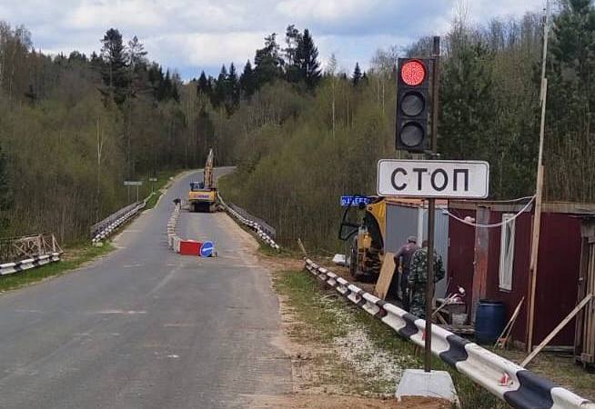 Мост через реку Щеребиха в Марёвском округе начали готовить к ремонту