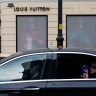 Louis Vuitton возвращается в Россию. Но пользователи соцсетей ему не рады