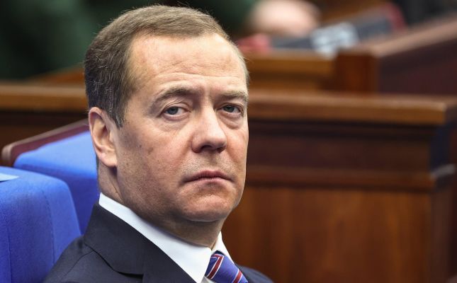 Медведев: Россия на принцип ЕС «мир через силу» ответит доктриной «мир через страх»