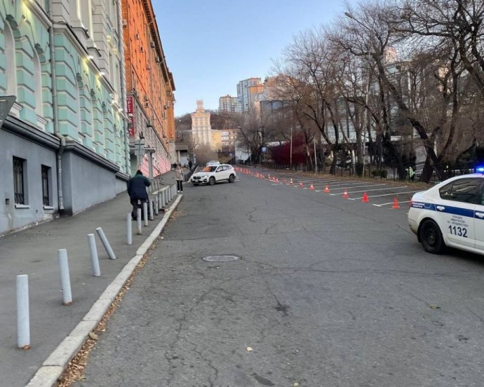 Водителей Владивостока оставили без части парковок в честь Дня полиции Водителей Владивостока оставили без части парковок в честь Дня полиции