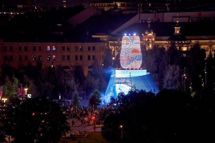 «Матрешка Москвы» в парке «Зарядье» (видеографика)