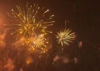 В День защитника Отечества в Белогорске прогремел праздничный салют
