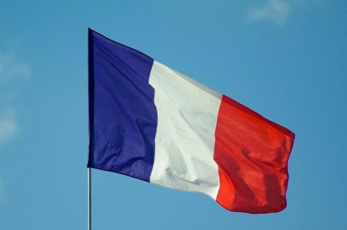 Макрон: Европа должна активно участвовать в урегулировании на Украине