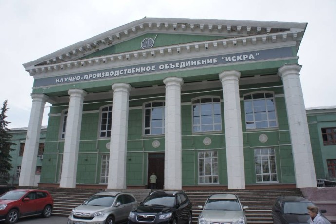 НПО «Искра» намерено взыскать 12,4 млн рублей с немецкого банка НПО «Искра» намерено взыскать 12,4 млн рублей с немецкого банка