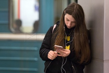 Спрос на проводные наушники вырос в Москве на 25–30% за год