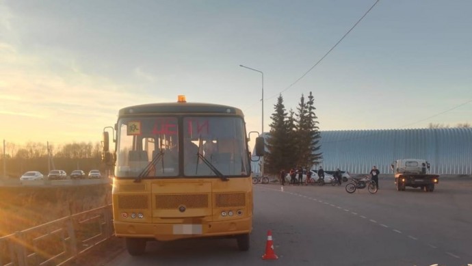 Под Уфой подросток на спортбайке врезался в школьный автобус