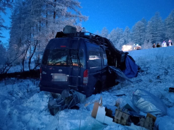 Три человека пострадали при ДТП на трассе «Вилюй» в Якутии