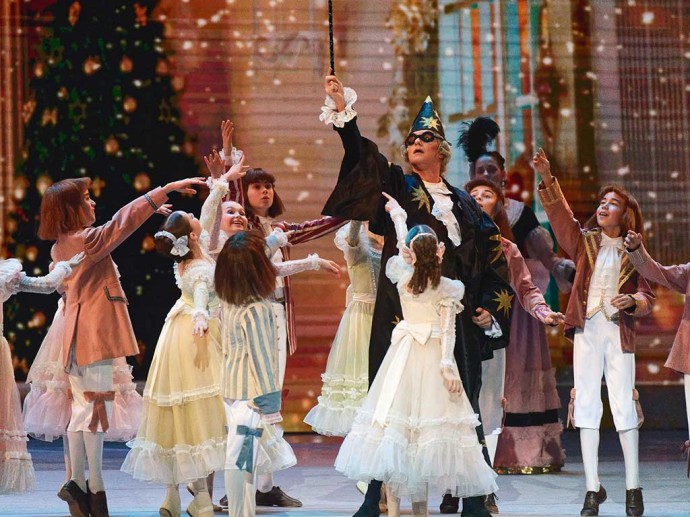 В Кремлёвском дворце при поддержке Металлоинвеста состоялся новогодний праздник для детей