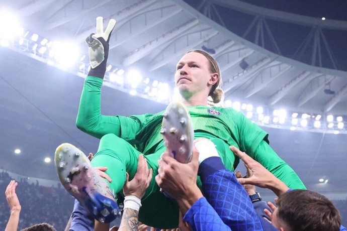 Луис Энрике не стал отвечать на вопрос, останется ли Сафонов основным вратарём ПСЖ Луис Энрике не стал отвечать на вопрос, останется ли Сафонов основным вратарём ПСЖ