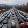 Сотни машин скопились на границе Украины и Польши
