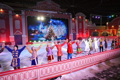 Александр Беглов: Традиционный каток на Конюшенной площади продолжает сезон новогодних чудес