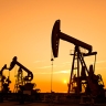 Рост цен на нефть замедлился к вечеру, но Brent остается выше $100 за баррель