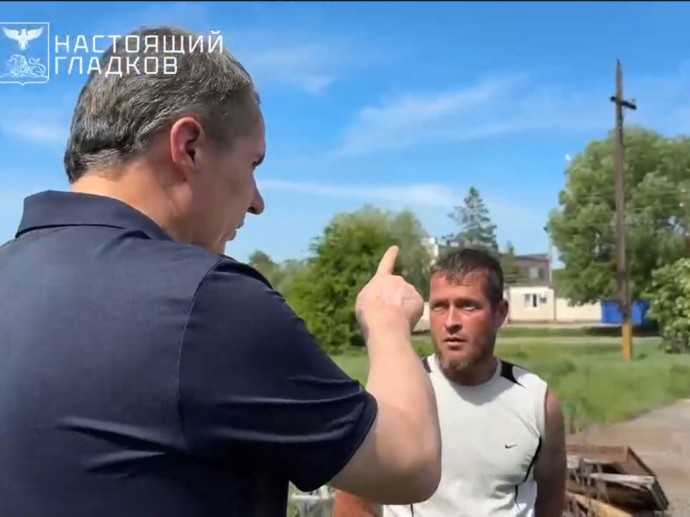 Вячеслав Гладков проверил темпы восстановления домов в Шебекино