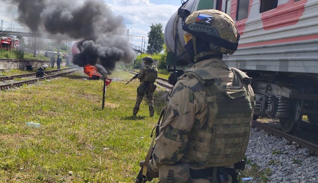 В Мордовии провели учения по ликвидации террористов, напавших на пассажирский поезд