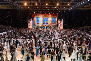 В Москве прошел Х Международный Кремлевский Благотворительный Кадетский Бал