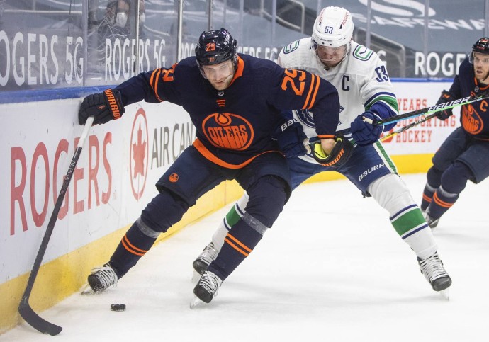 Драйзайтль стал первым немцем, набравшим 1000 очков в НХЛ