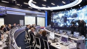 Михаил Мишустин провёл стратегическую сессию о снижении уровня бедности, сокращении неравенства и увеличении реальных доходов граждан