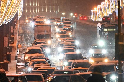 Москвичей призвали отказаться от поездок на авто