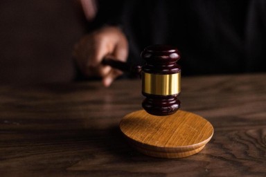 Воронежскому юристу Вышегородцеву облсуд оставил приговор в силе.