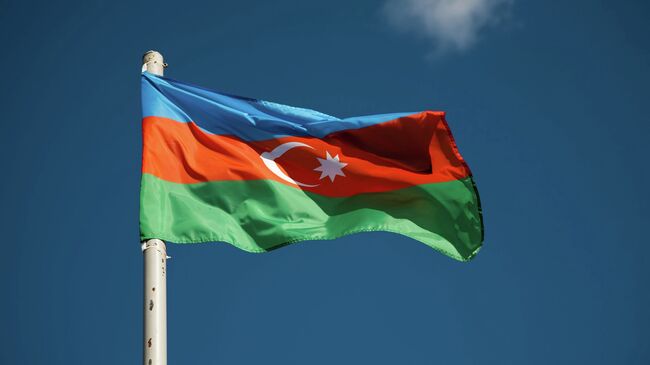 Азербайджан опроверг информацию о прекращении обучения на русском языке