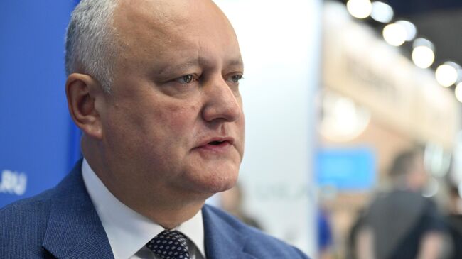 В Молдавии оппозиция готова подать в КС иск о нарушениях, заявил Додон