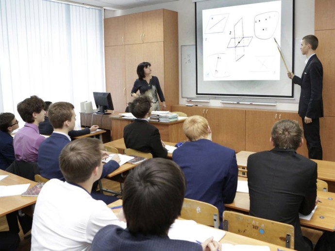 Белгородские учебные заведения возвращаются на очку