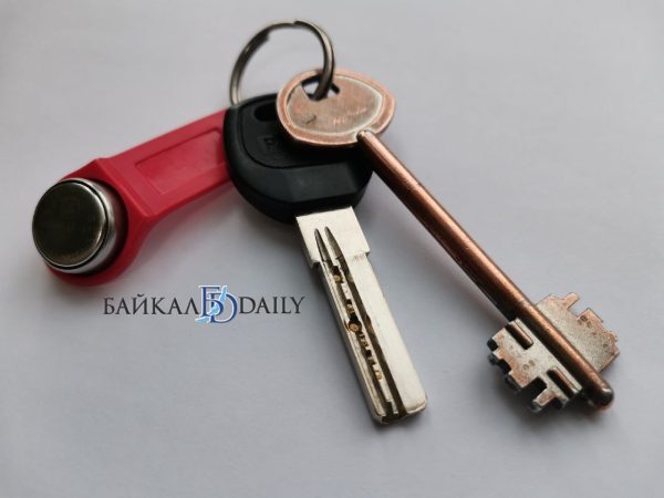 В Бурятии пенсионерка по указке мошенника продала квартиру и перевела деньги