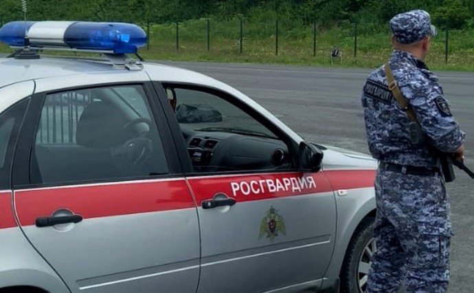 Росгвардия задержала женщину, пытавшуюся украсть алкоголь ранним утром