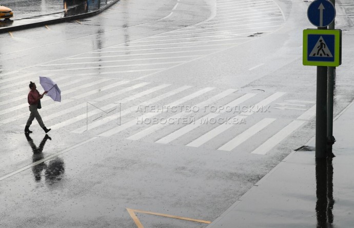 ЦОДД предупредил водителей о дожде в Москве 6 октября